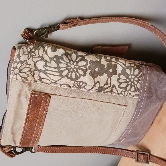Mini Canvas Crossbody Bag Handmade - Picture 3 of 14